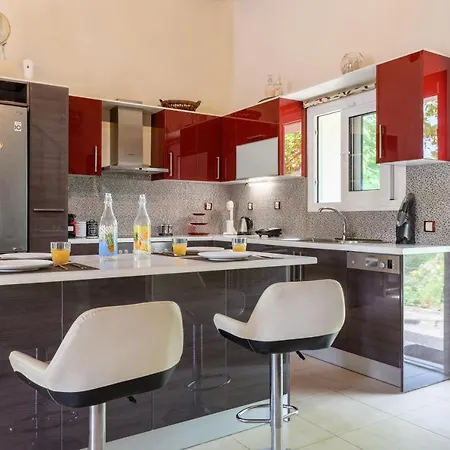 Sunshine House Corfu Holiday home *